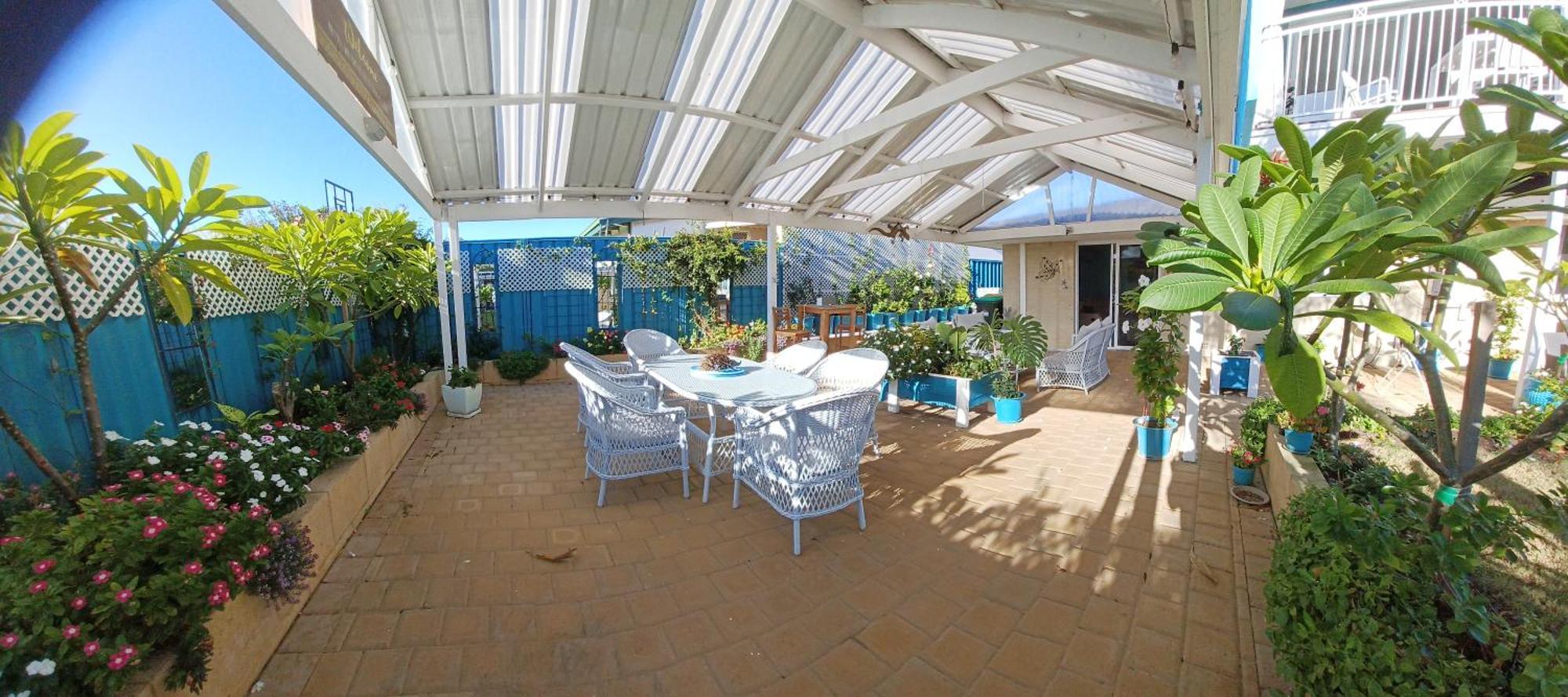 Palm Beach Guest House Rockingham Exterior photo